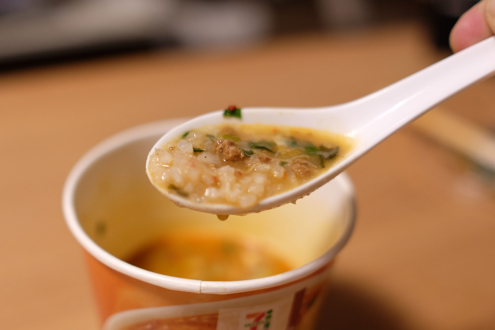 セブンプレミアムの最強タッグ「担々麺味春雨スープ」＆「かにぞうすい」