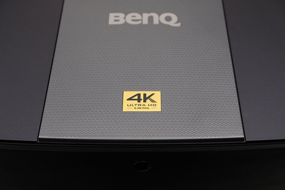 BenQ 4K UHDプロジェクター HT8050
