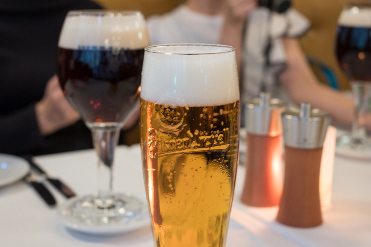 プラハでビール。