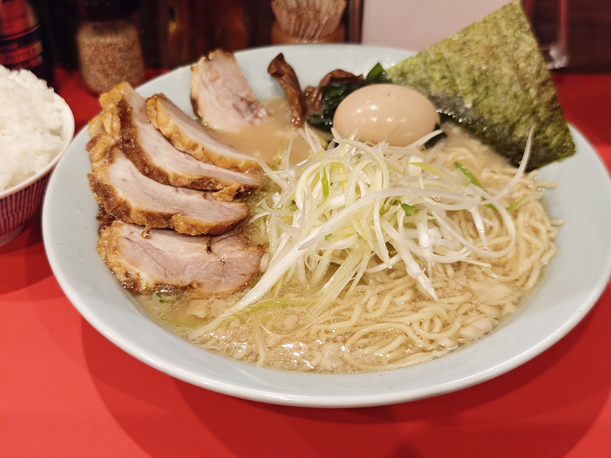 【練馬】「ラーメンショップ〇Ｑ(マルキュー)練馬店」のネギチャーシュー麺！