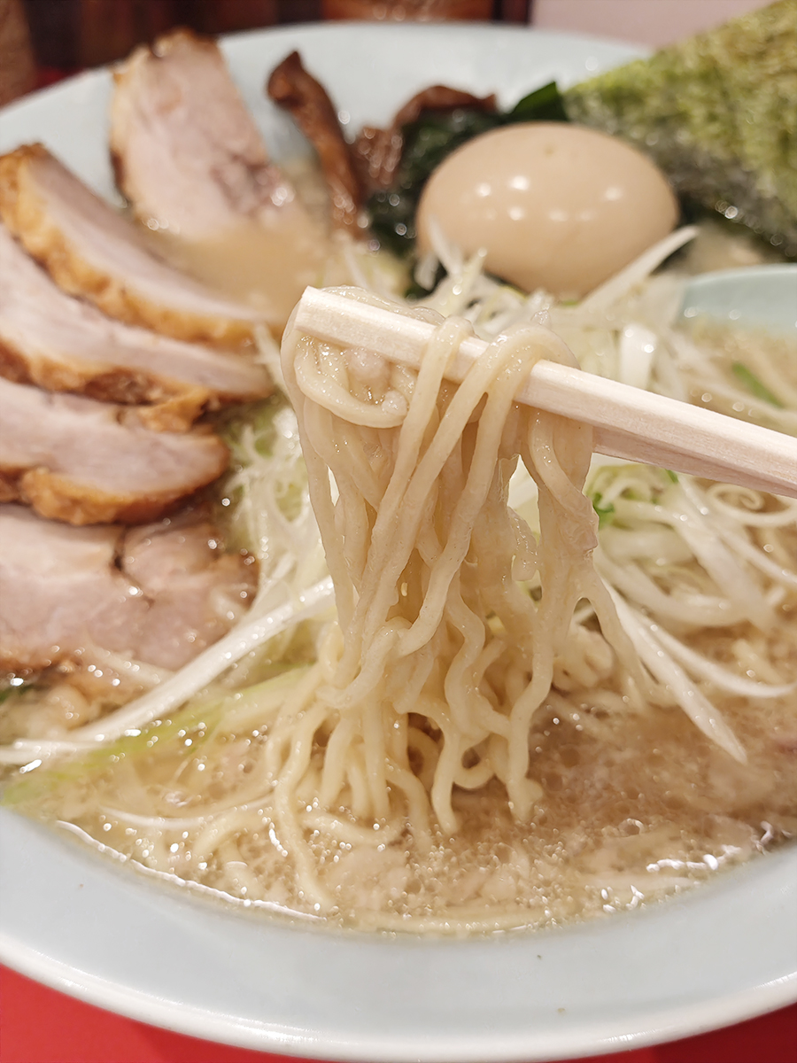 【練馬】「ラーメンショップ〇Ｑ(マルキュー)練馬店」のネギチャーシュー麺！